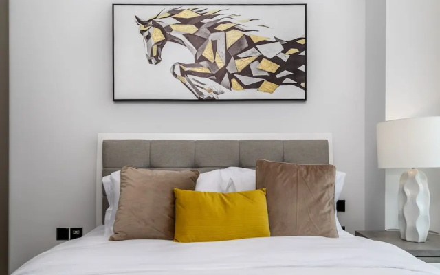 Waves - Impressive 1BR Apartment Close to Burj Khalifa
