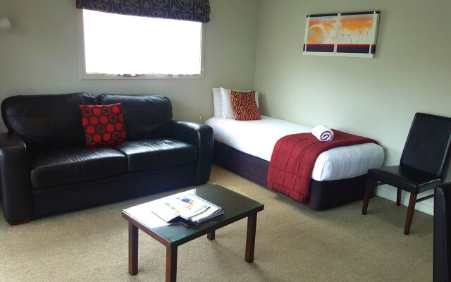 Dunedin Palms Motel
