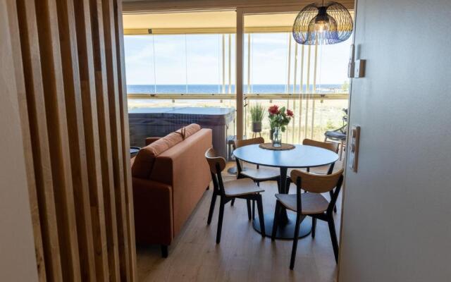 Marina Resort A5