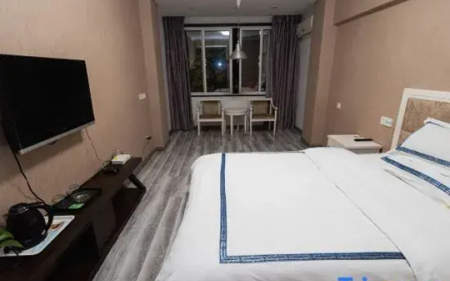 gold tudi hotel