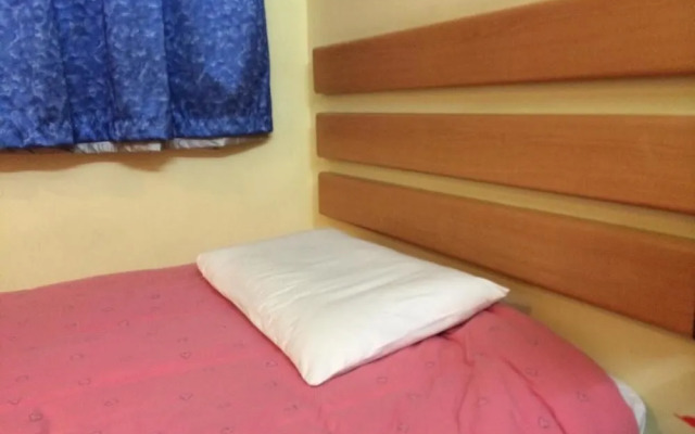 Home Inn (Guangzhou Tianhe Road Sports West Metro Station)