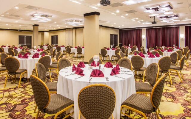 Crowne Plaza Houston Galleria Area by IHG