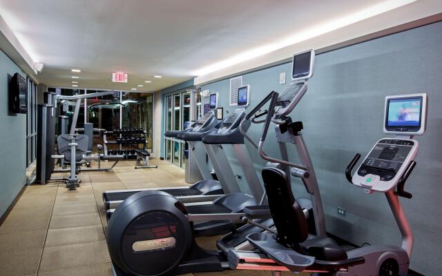 Crowne Plaza Lombard Downers Grove by IHG