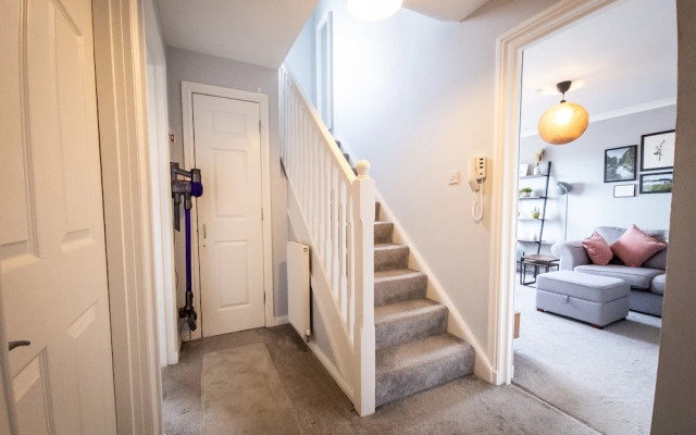 Tranquil 2Bed/2Bath Duplex Falkirk