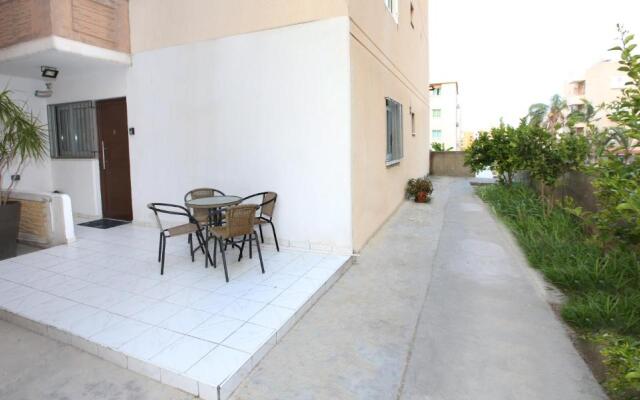 930m to Beach-2 Bedroom+Veranda-Perfect Located