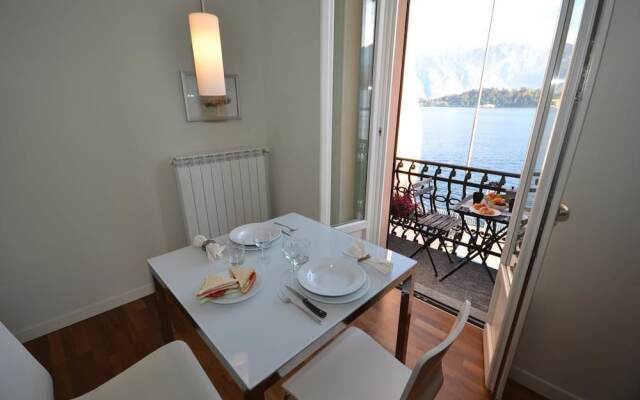 Rodrigo Lakeside Apartments