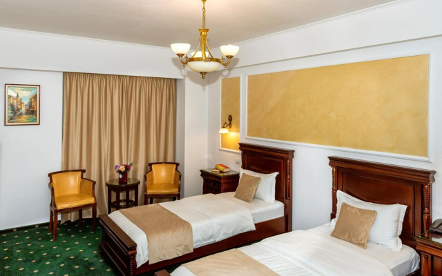 Victoria Hotel
