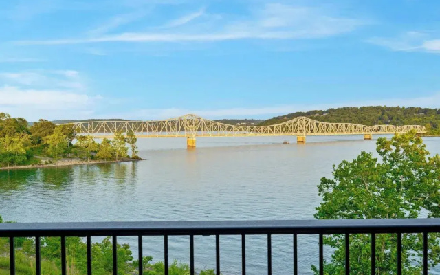 Enjoy Lakeside Fun Lakeview At Table Rock!