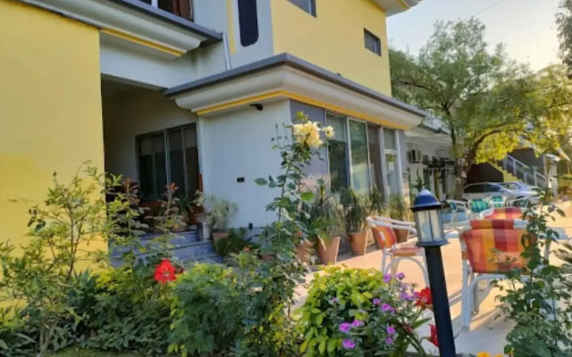 Exclusive Guest House