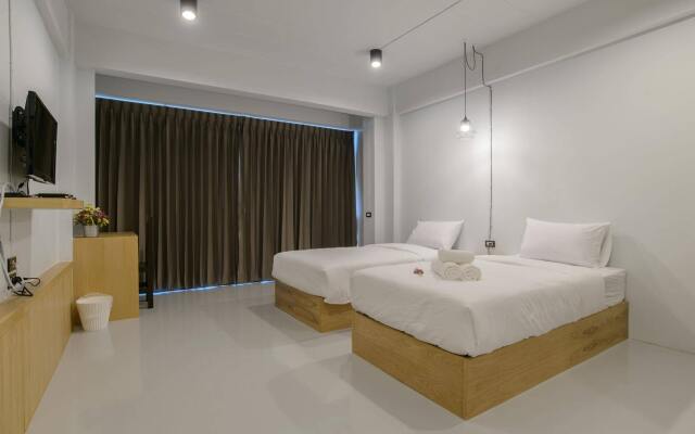 Little Lanna Cafe and Premier Guesthouse