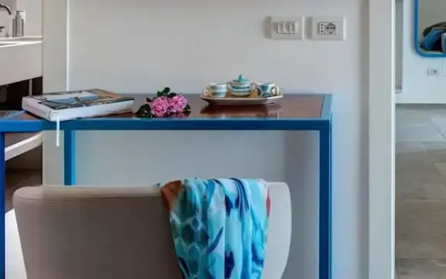 Villa Degli Dei - Private Waterfront Villa