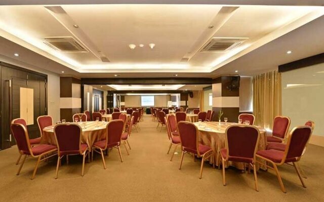 Golden Flower Hotel Bandung