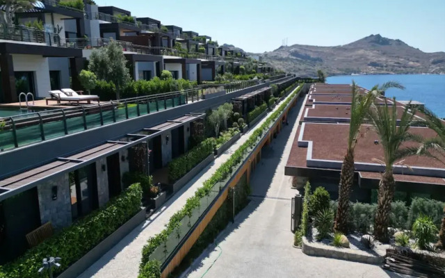 Gala Suites & Villas