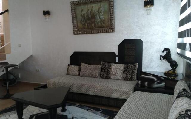 Villa avec piscine privée près de Casablanca Maroc