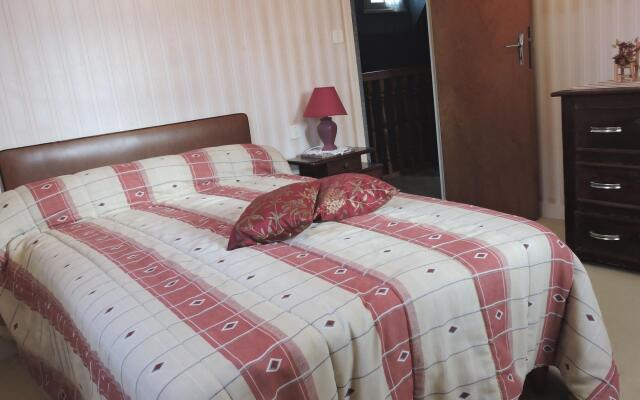 Blissful Holiday Home in Hénansal With Garden