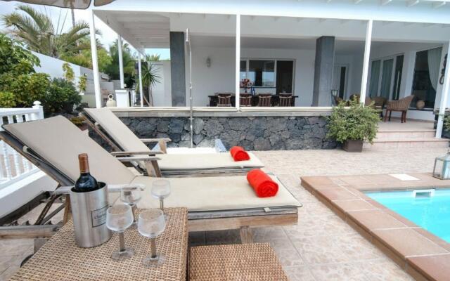 Sama Calero Lvc253701