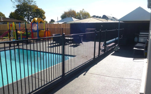 Cashel Court Motel