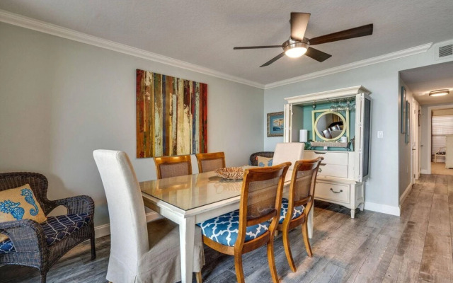 Jetty East Condominiums