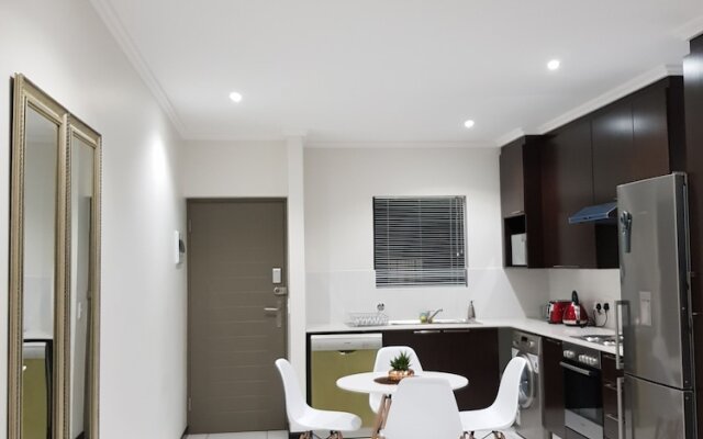 Nova Luxury Suites Saratoga 112