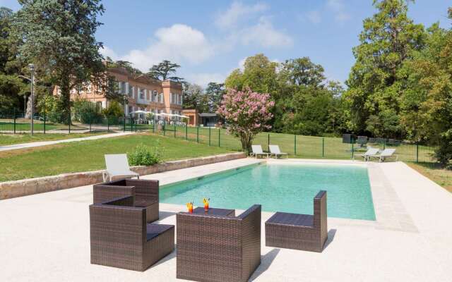 Best Western Premier Le Domaine de Montjoie