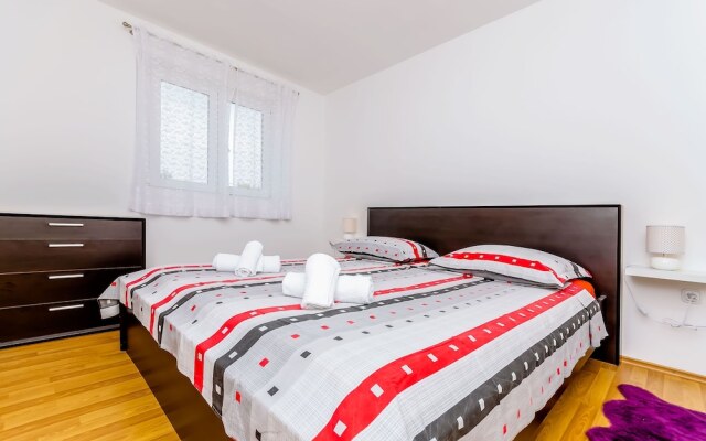 House Ivana