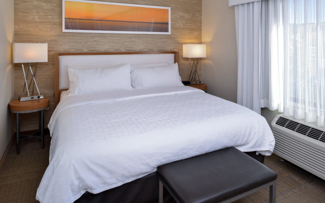 Holiday Inn Express & Suites Pocatello by IHG