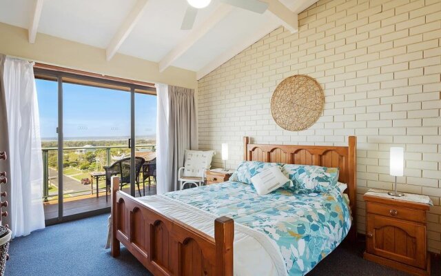 Panoramic Townhouses by Lisa