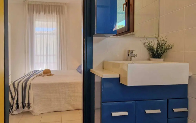 Great Accommodation With Balcony