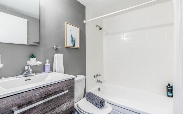 Bright Cozy 1BR Apt w Netflix - Near Downtown