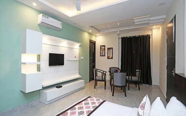 OYO 11607 Hotel Serenity Stay