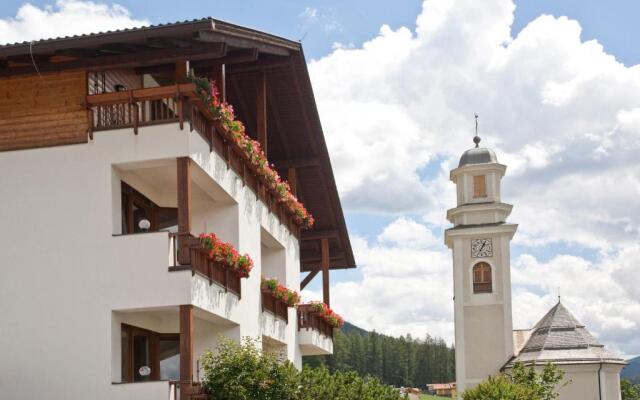 Hotel & Appartements Strobl