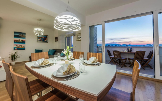 Penthouse with roof terrace