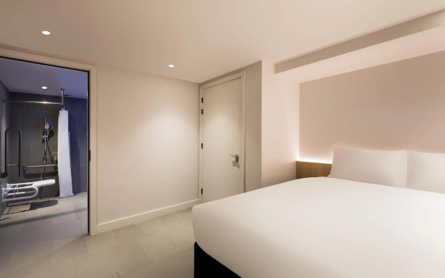 Zedwell Underground Hotel Tottenham Court Road