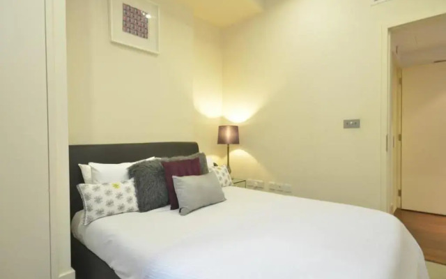 Uber A Stately Mayfair Residence