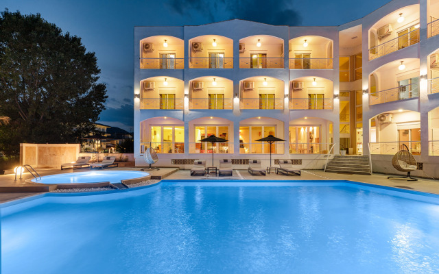 Stavros Beach Hotel