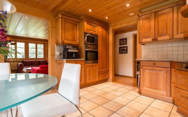 Luxurious Chalet in Zweisimmen near Ski Area
