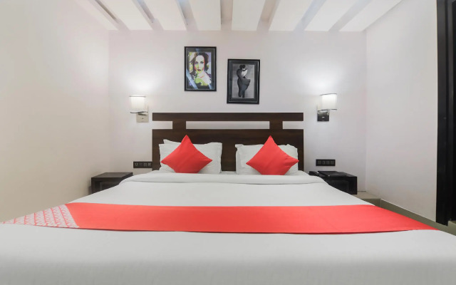 OYO 6645 Hotel Sapphire