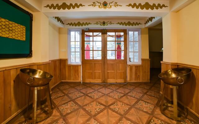 Summit Khangri Karpo Retreat and Spa