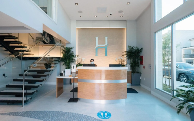 H2O Hermosa Beach Hotel