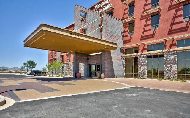 Hampton Inn & Suites Scottsdale at Talking Stick