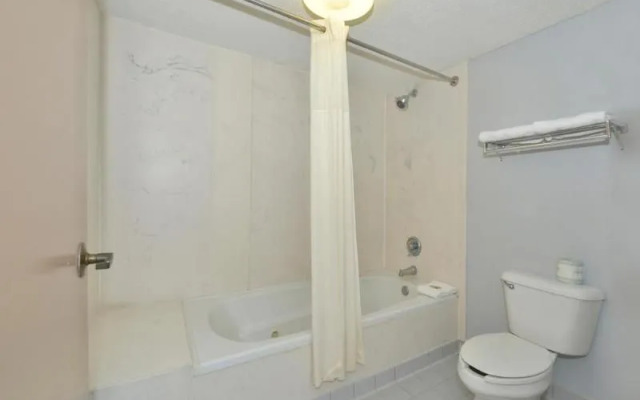 Americas Best Value Inn Hinesville