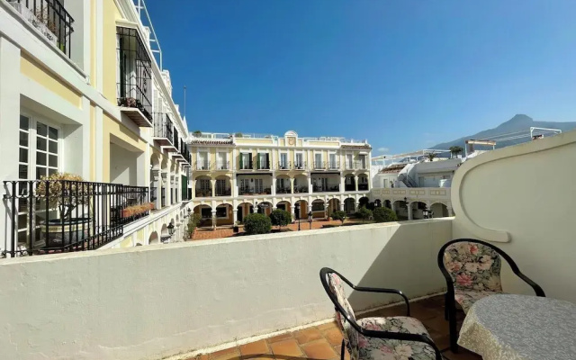 Marbella - House - Sleeps 4 - Pool - Parking