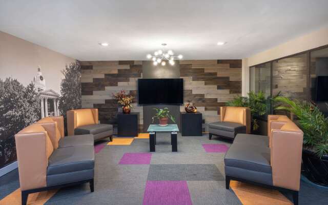 Baymont by Wyndham Murfreesboro