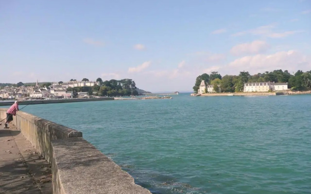 HOLIDAY HOME DOUARNENEZ-TRéBOUL - BRE06106I-F