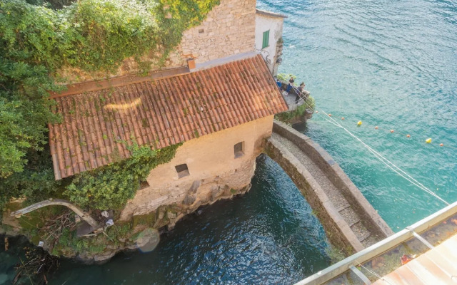 Terrace on Orrido di Nesso Waterfall by Rent all Como