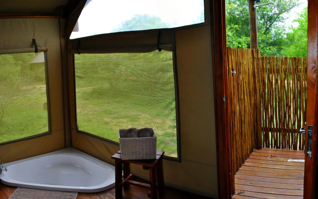 Lion Tree Top Lodge