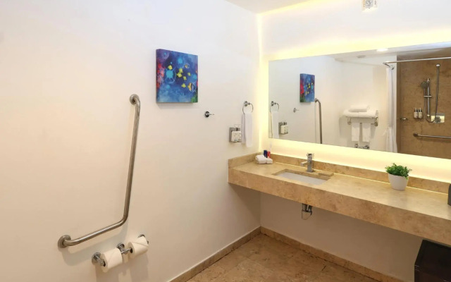 Holiday Inn Resort Mazatlan by IHG