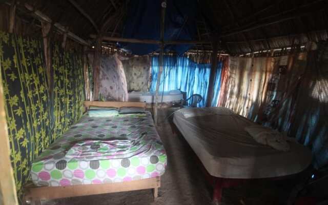 Cabins in Aguja Island