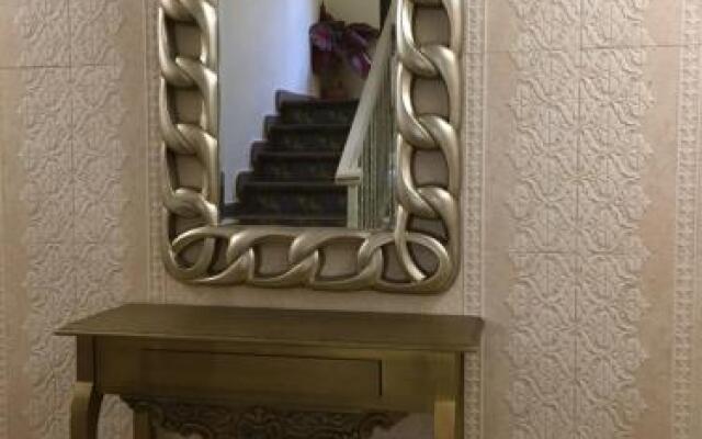 Hostal Flor De Lis Lojo