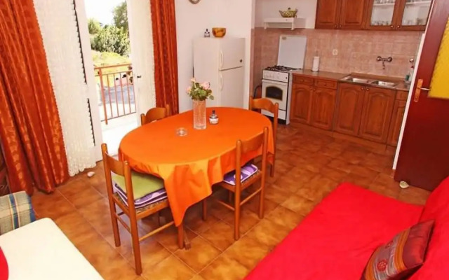 Marija - Free Parking - A1
